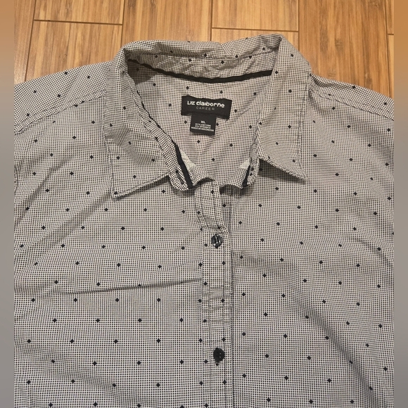 NWOT Liz Claiborne Career Polka Dot Shirt - Picture 4 of 8
